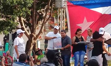 The Heroes Mechanical Company of July 26 recognition in the framework of the tribute to July 26 in Holguín