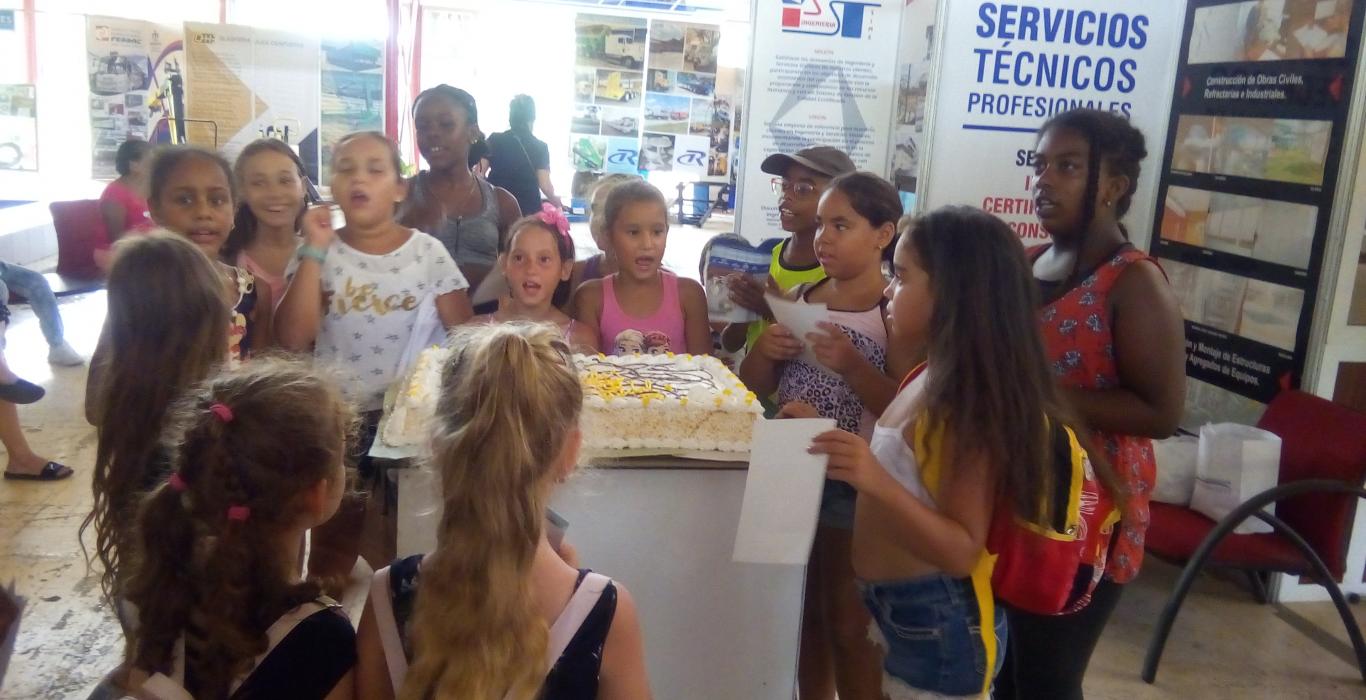 Inauguration of the "Industry Week" with tribute to Fidel Castro on the 93rd Anniversary of his birthday. Inauguration of the "Industry Week" with tribute to Fidel Castro on the 93rd Anniversary of his birthday.