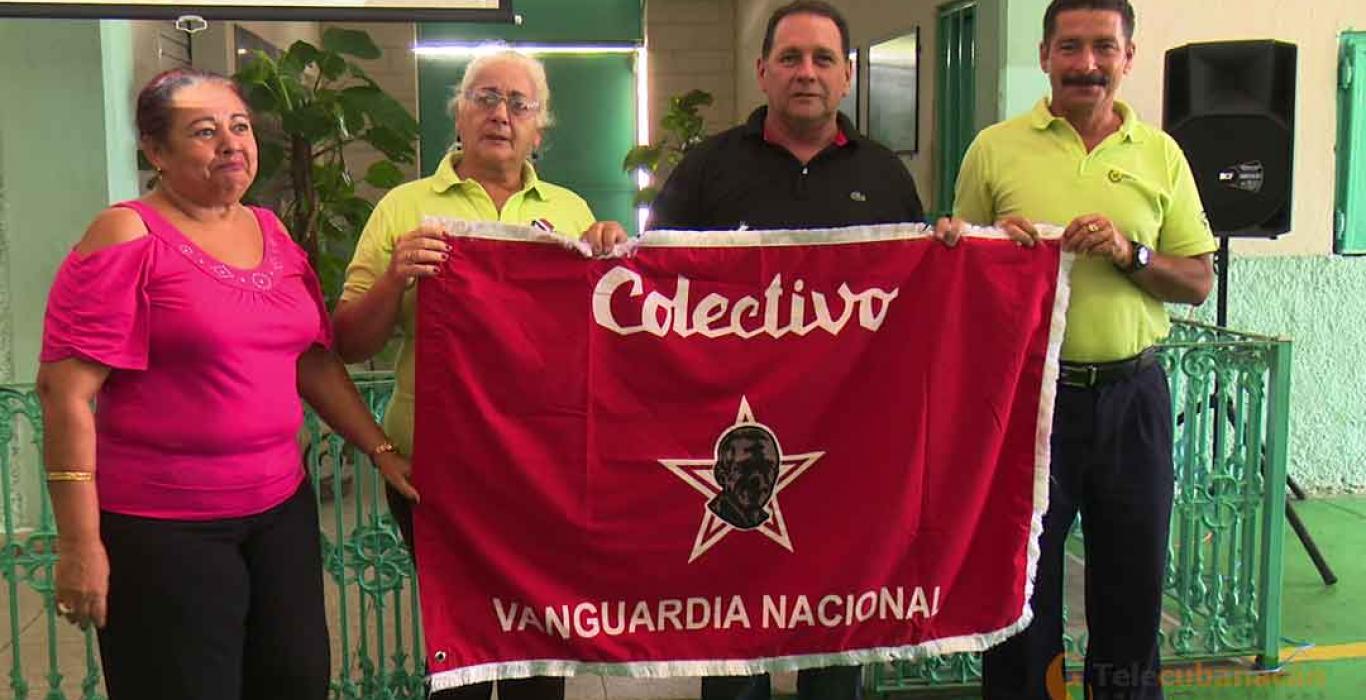 The UEB Maquimor Center receives the Flag "National Vanguard Collective The UEB Maquimor Center receives the Flag "National Vanguard Collective