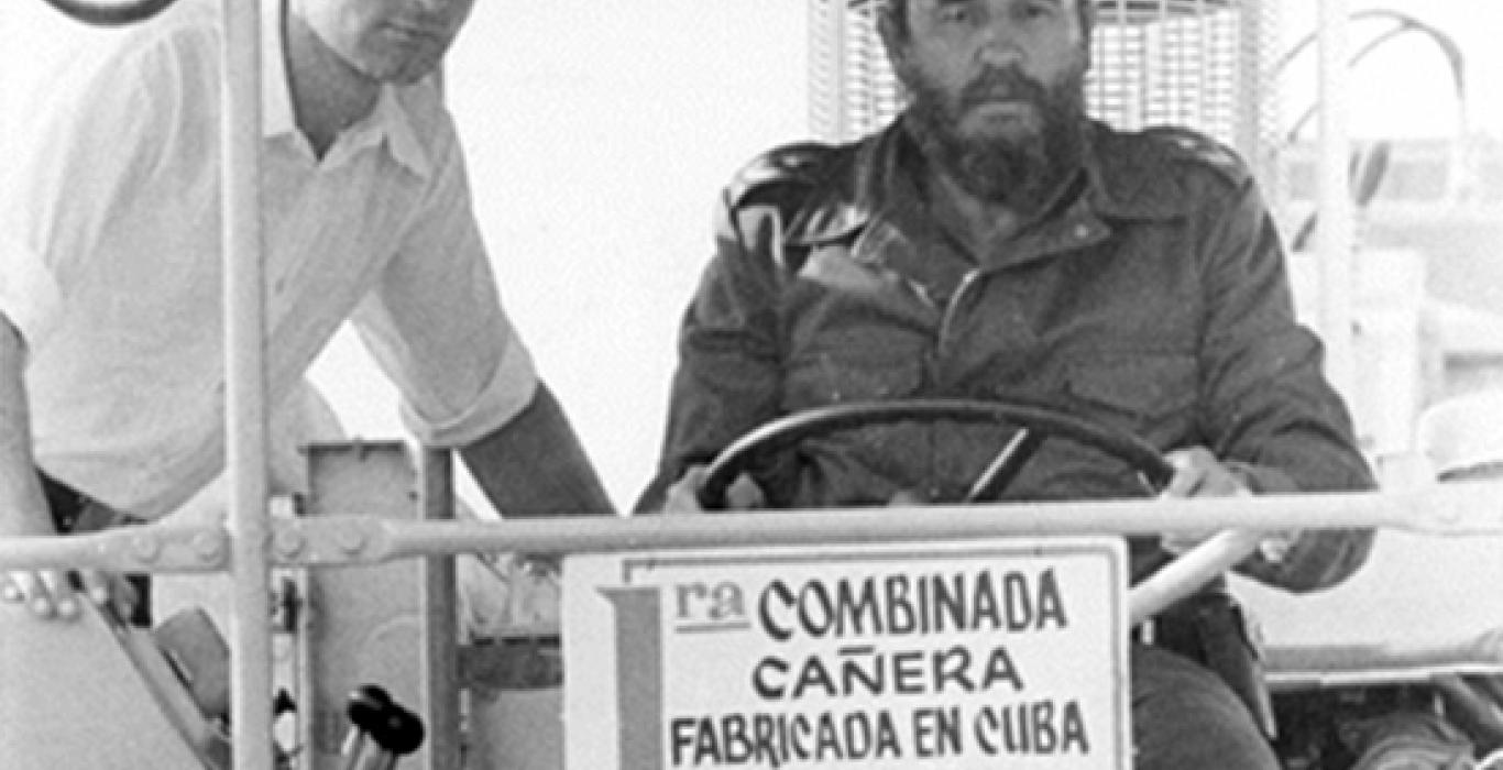 Fidel in the first Cuban sugarcane combined