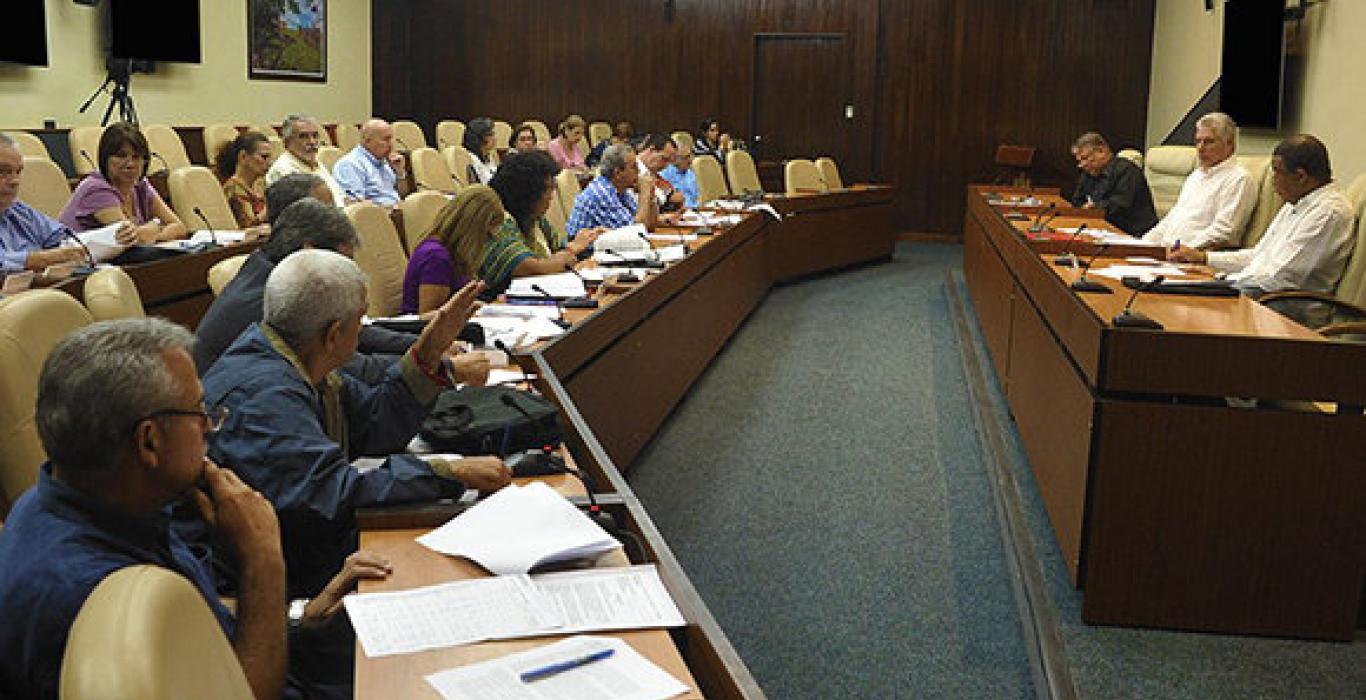 Díaz-Canel checks investments and projections of the Cuban industry Díaz-Canel checks investments and projections of the Cuban industry